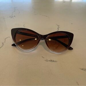 Chic Brown Cat Eye Sunglasses